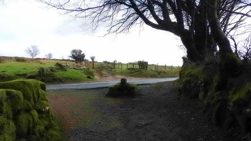 Featured image of post Hound Tor, Bowerman's Nose, Kitty Jay's Grave