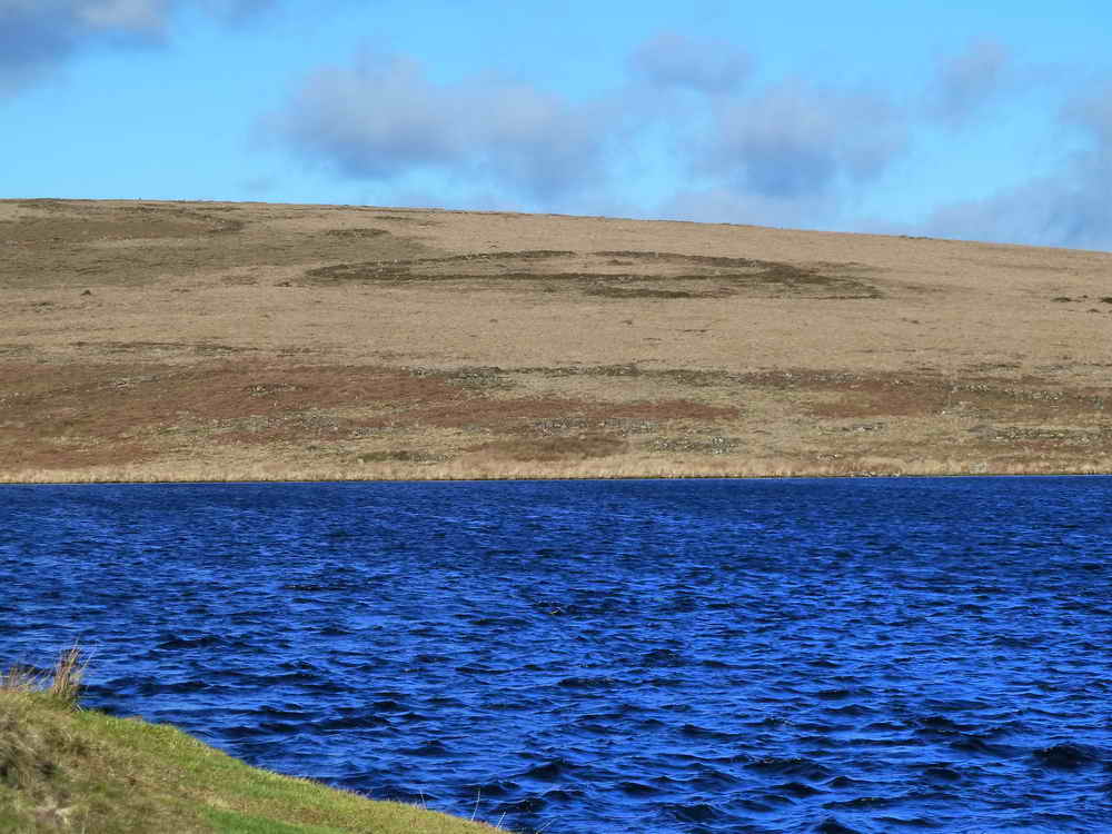 Across the reservoir, at SX 675 658, another settlement on Hickaton Hill