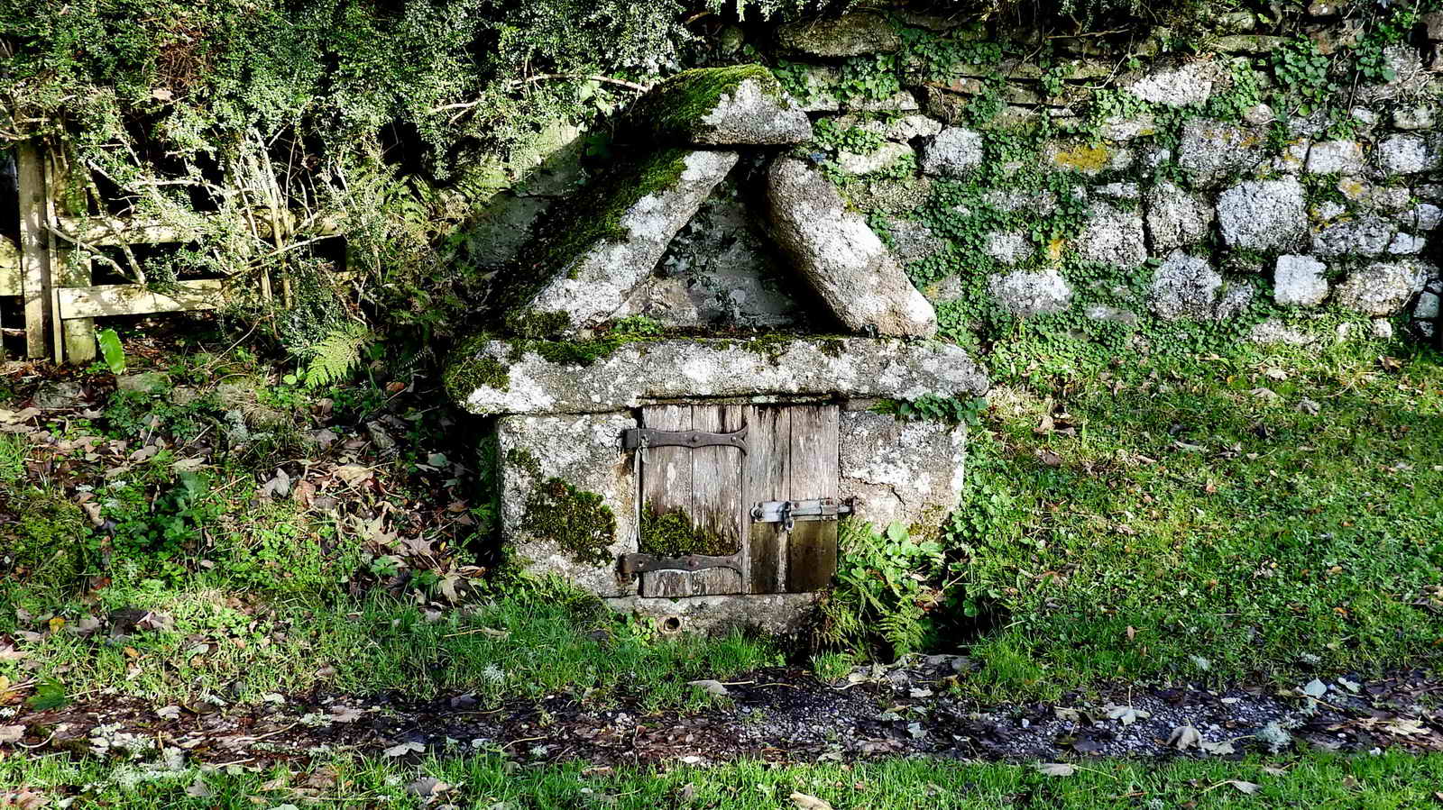 Just down the hill from the Post Office is the Saxon Well