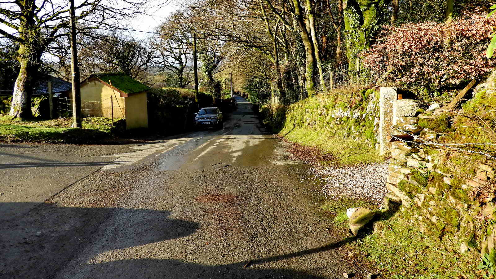 Looking down the main part of Iron Mine Lane that joins the Dousland / Meavy road