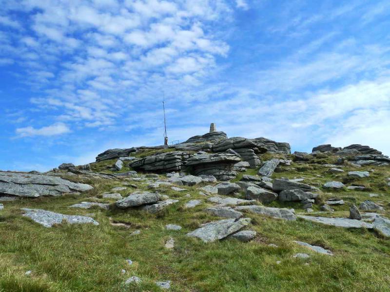 Featured image of post Yes Tor, via Row Tor